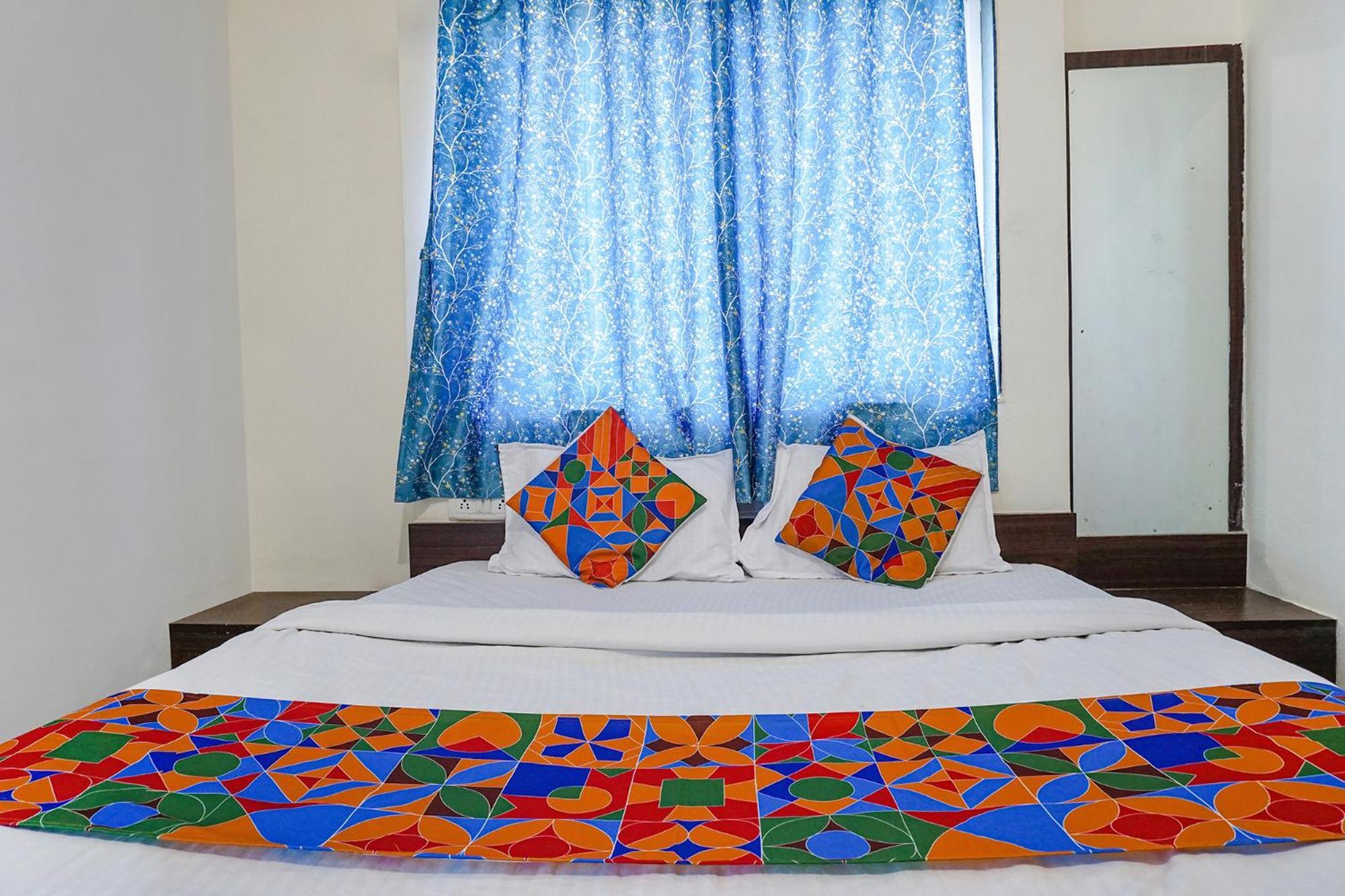 Fabhotel Gokul Lodge Gorhe Khurd Exterior photo